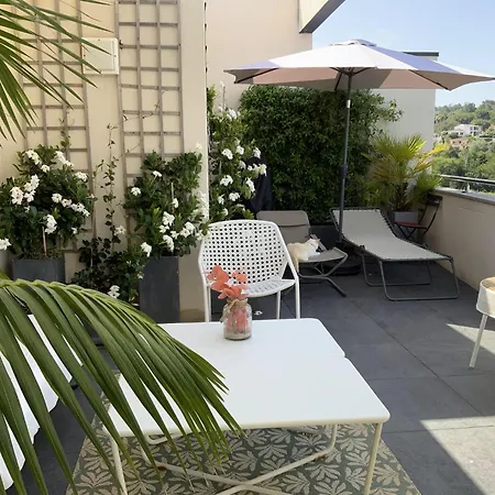 アパート Frasso ポルティシオ